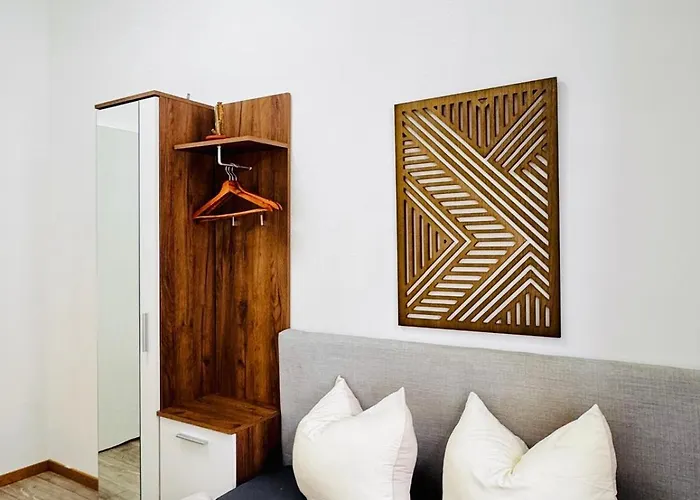 Stylish 4br Shared -10 Min Transport To Stadthalle