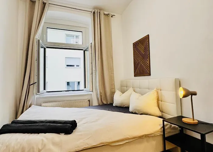 Stylish 4br Shared -10 Min Transport To Stadthalle *