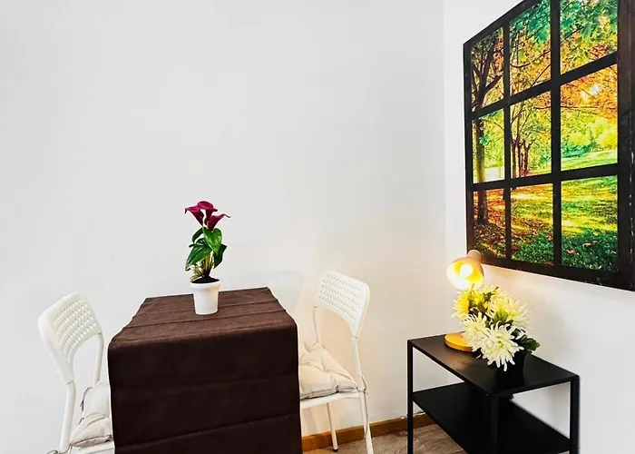 Apartment Stylish 4br Shared -10 Min Transport To Stadthalle *