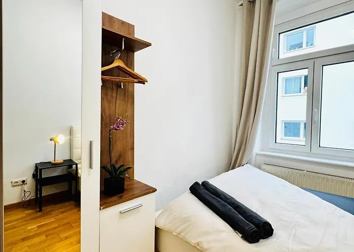 Apartment Stylish 4br Shared -10 Min Transport To Stadthalle Vienna