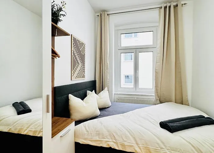 Stylish 4br Shared -10 Min Transport To Stadthalle Apartment Vienna
