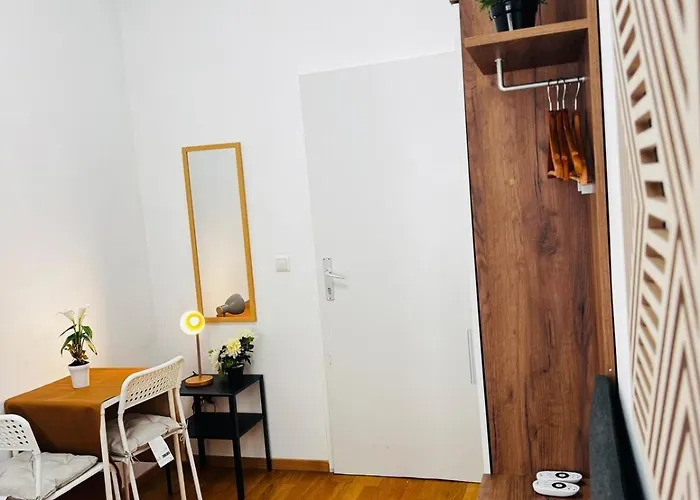 Apartment Stylish 4br Shared -10 Min Transport To Stadthalle Vienna