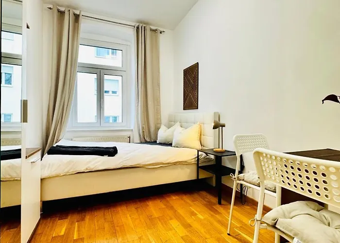 Apartment Stylish 4br Shared -10 Min Transport To Stadthalle Vienna