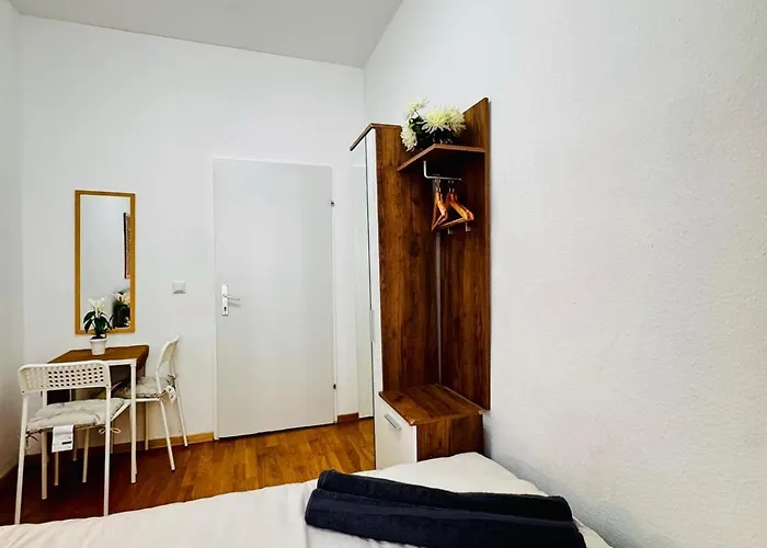 Stylish 4br Shared -10 Min Transport To Stadthalle *